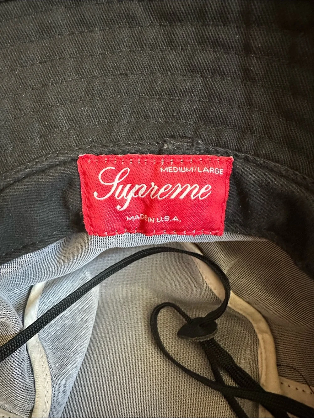 SUPREME Crusher Kings White Pinstripe Bucket Hat FW2013 M/L BLK